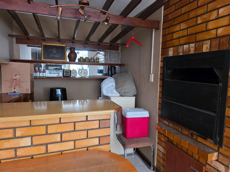 4 Bedroom Property for Sale in Churchill Estate Western Cape